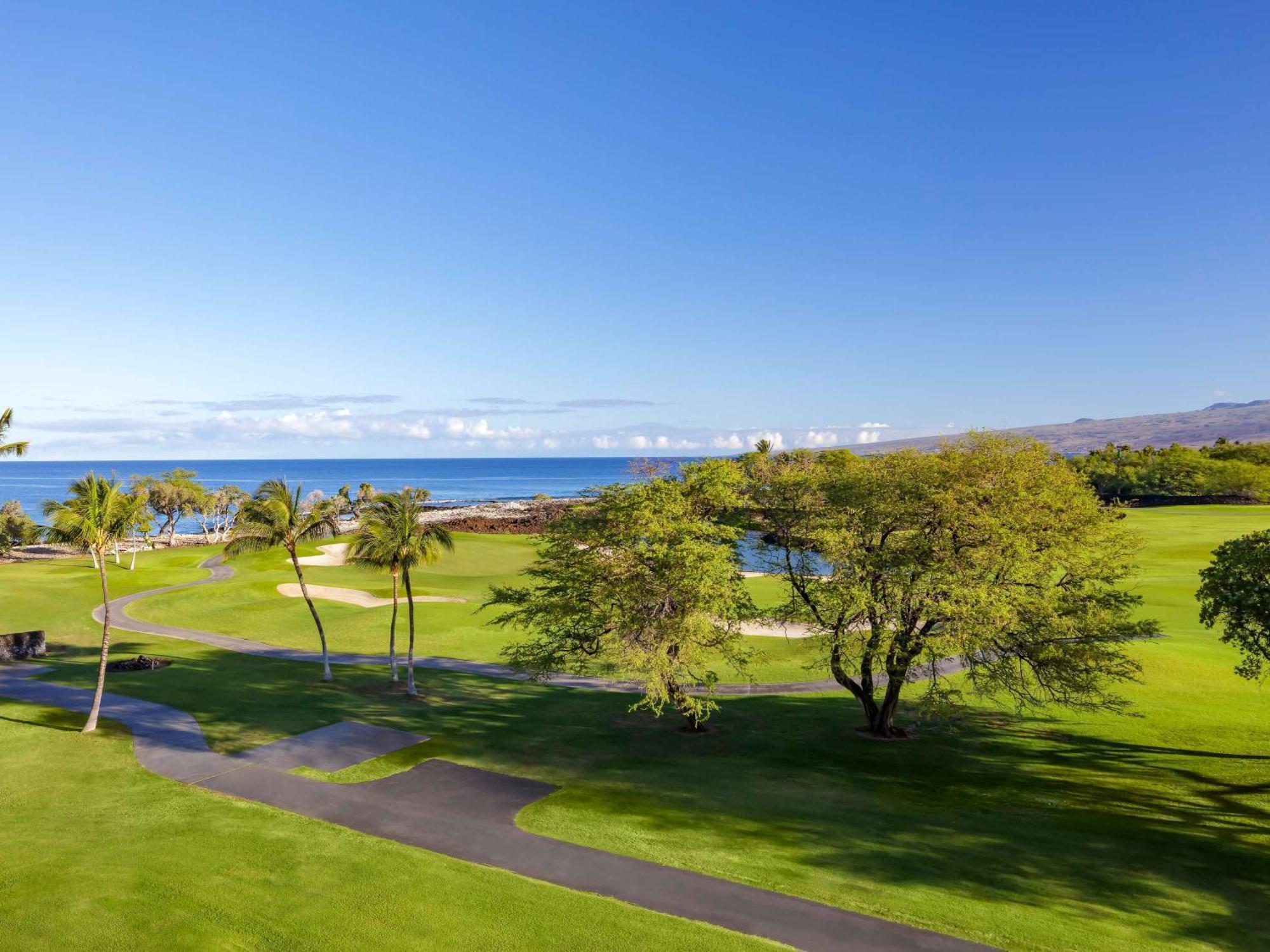 Fairmont Orchid Resort 5*